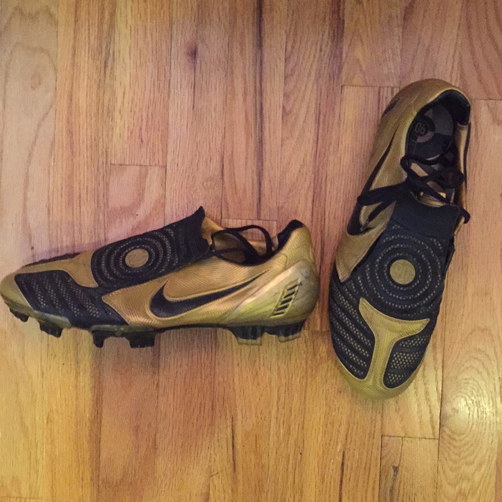 Nike Total 90 Soccer Boots